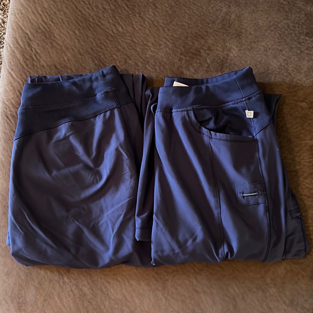 Cherokee infinity scrub pants Navy Size Medium Tall